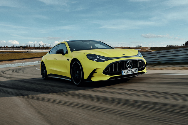 まさしく桁違いの1169PS＆2000N・m 新型「メルセデスAMG GT 4