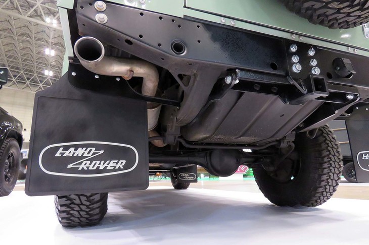 ランドローバー・ディフェンダー110ヘリテージ（2016年）／BRITISH LABEL