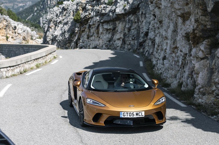 マクラーレンGT