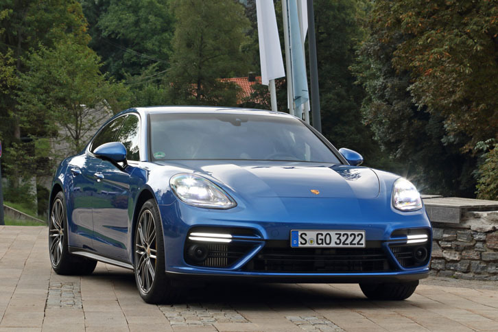 ポルシェ・パナメーラ ターボ