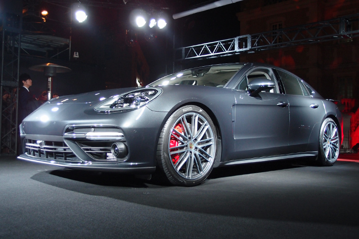 ポルシェ・パナメーラ