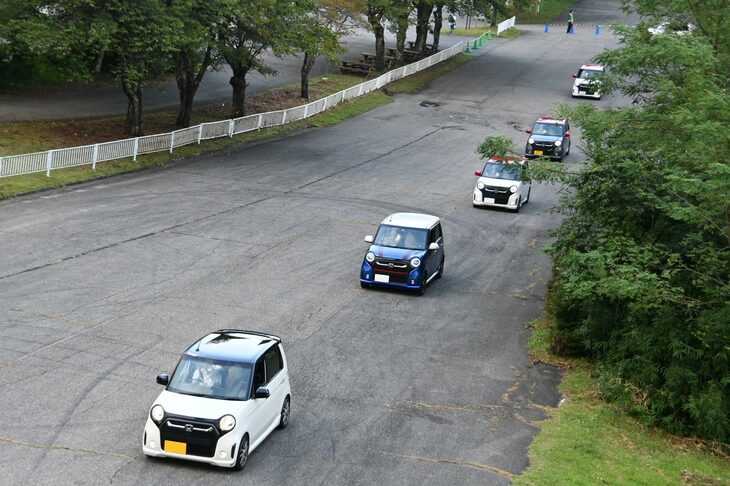 イベントの仕上げは、参加175台による群馬サイクルスポーツセンターのパレードランだ。