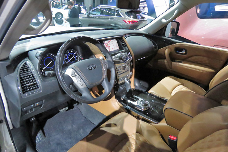 インフィニティQX80