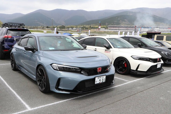 2024 RAYS FAN MEETING 参加車両（ホンダ・シビック タイプR）