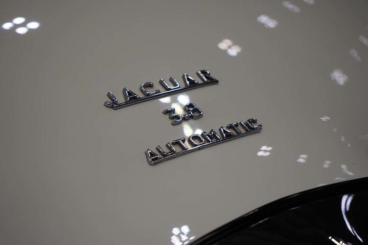 ジャガーMK2 3.8（1962年）／ビッグキャットエンジニアリング