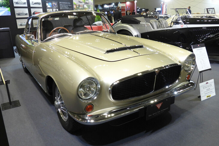 アルヴィス3リッター グラバー スーパー クーペ（コンティニュエーションモデル）