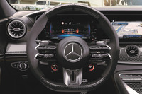 「AMG GT63 S Eパフォーマンス ファイナルエディション」のインストゥルメントパネル。