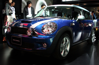 ニュー「MINI」にワゴン登場【会場リポート】
