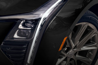 顔つき一新！ キャデラックのスポーツセダン「CT5」がマイナーチェンジの画像