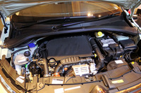 1.2リッター直3ガソリンターボエンジン（110ps）を搭載する。