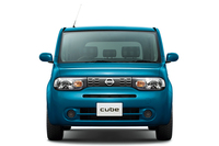 北欧風カフェがテーマの「日産キューブ」登場の画像