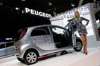 「三菱i-MiEV」のプジョー版「iOn」。まずは企業向けからスタートする。