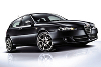 「アルファ147」に、専用パーツで飾った特別仕様車の画像