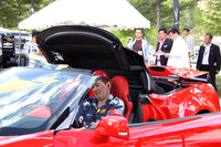 ルーフ開閉の様子。リモコンキーでの操作も可能で、約50km/hまでなら開閉ができるという。