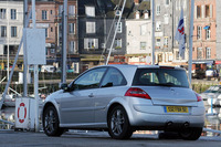 ルノー・メガーヌGT(FF/6MT)【海外試乗記】の画像