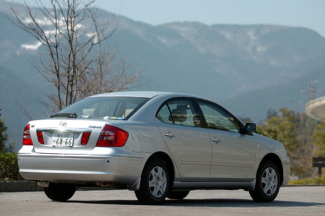 【スペック】全長×全幅×全高＝4600×1695×1470mm／ホイールベース＝2700mm／車重＝1140kg／駆動方式＝FF／1.5リッター直4DOHC 16バルブ（109ps/6000rpm、14.4kgm/4200rpm）／価格＝175万3500円（テスト車＝214万2000円）