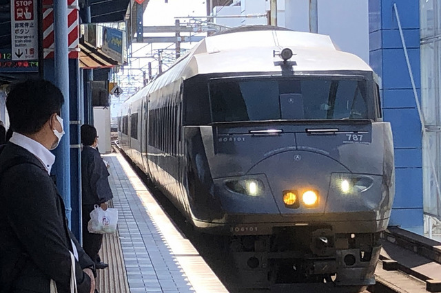 第258回：正面が見えるって最高だ 【カーマニア人間国宝への道