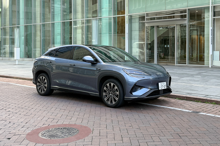 RWDの「BYDシーライオン7」で横浜を出発。一充電走行距離は590kmを誇る。