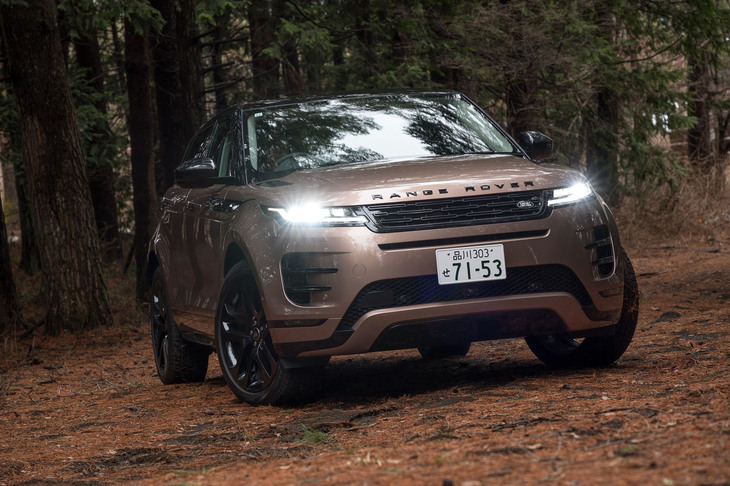 2024年モデルでは現行型のデビューから初めてのマイナーチェンジを受けた「レンジローバー・イヴォーク」。すでに2025年モデルの受注が始まっているが、装備内容等の仕様はほとんど変わっていない。