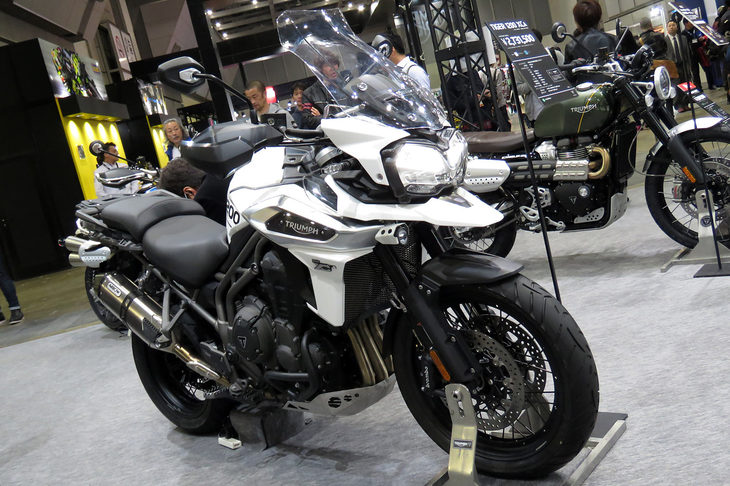 トライアンフ・タイガー1200XCA