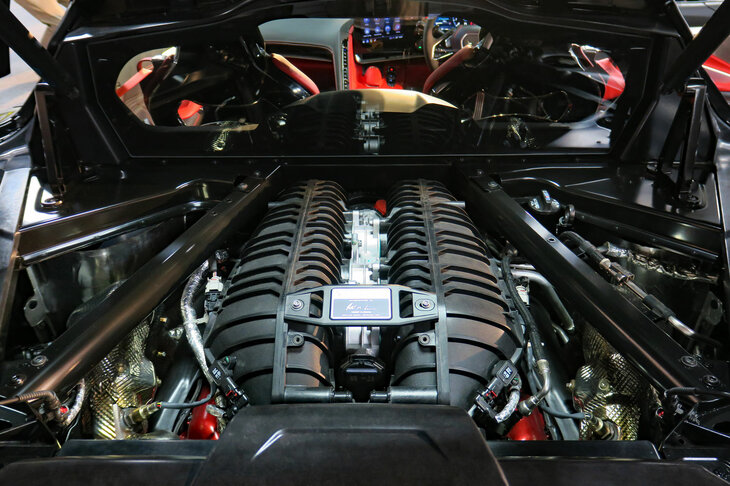シボレー・コルベットZ06（5.5リッターV8 DOHCエンジン「LT6」）