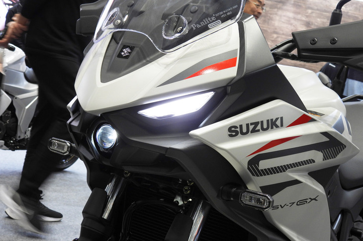 スズキSV-7GX