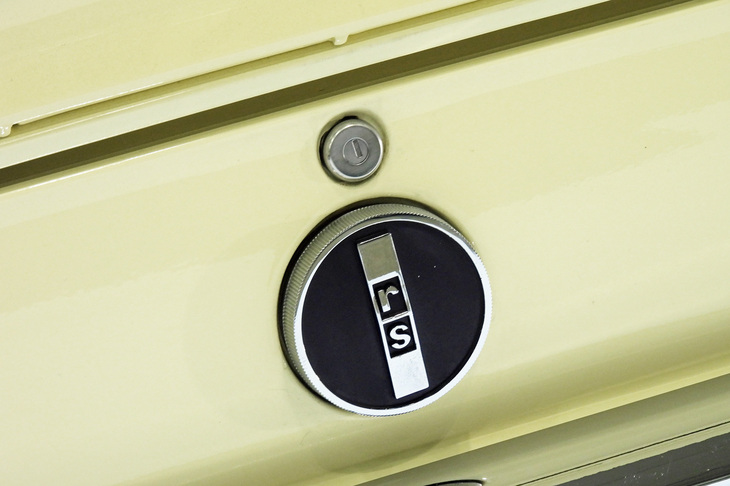 シボレー・カマロRS（1967年）