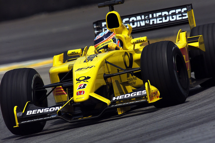 佐藤琢磨は2002年にジョーダンからデビュー。同年の日本GPでは5位入賞を果たしている。