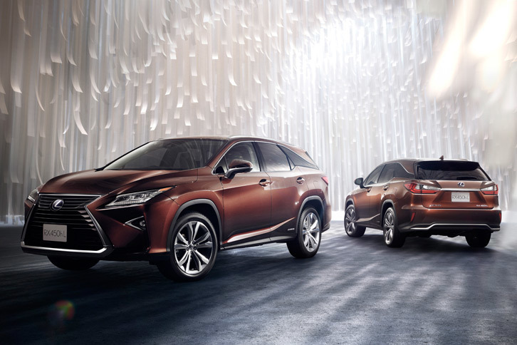 「レクサスRX450hL」