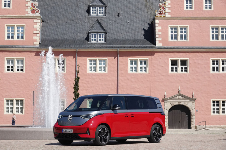 フォルクスワーゲンID. Buzz GTXロングホイールベース