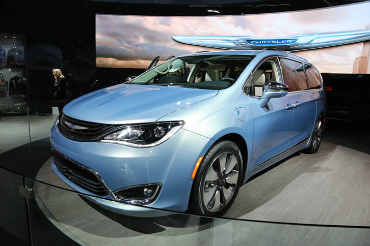 クライスラー・パシフィカ ハイブリッド