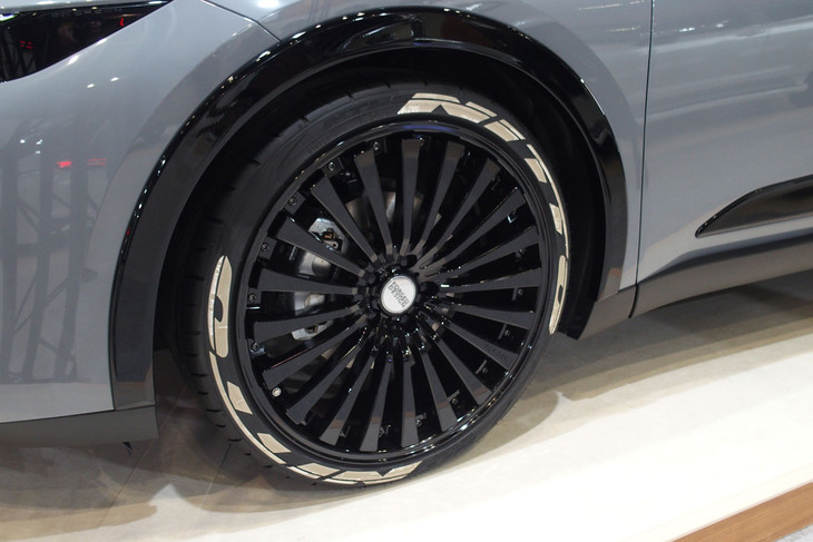 トヨタ・クラウン クロスオーバー