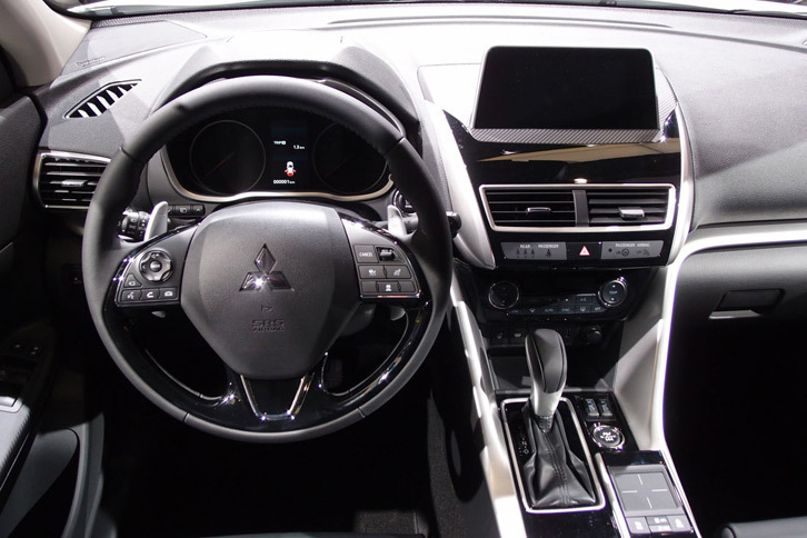 三菱エクリプス クロス