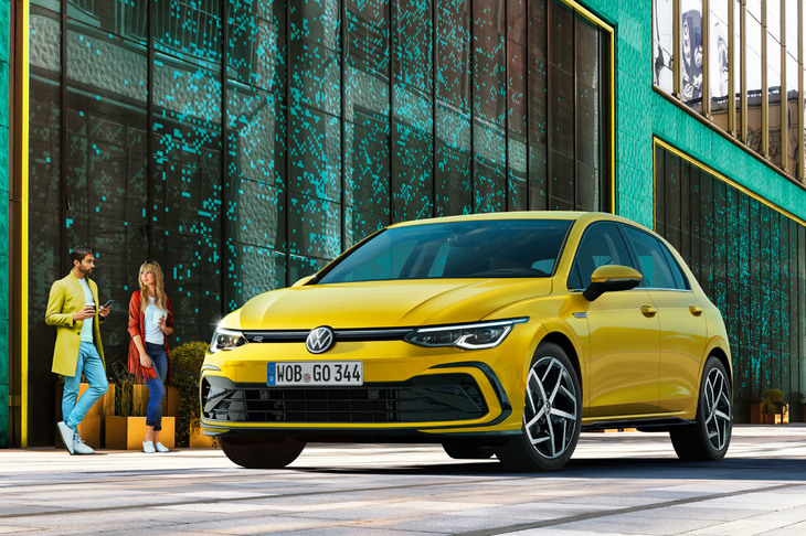 2021年6月ごろに発売される予定の8代目「フォルクスワーゲン・ゴルフ」。価格等は未発表だが、インターネットを見るとすでにオーダーしたという人々の情報がたくさん出てくる。