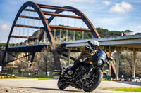 「チーフ」では狂気すら感じさせた「スポーツ」モードの「サンダーストローク116」エンジンだが、「スポーツチーフ」では改良された足まわりにより、そのパワーをちゃんと御すことができた。