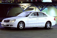 「メルセデスベンツE240」の仕様を一部変更