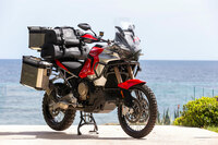 新型アドベンチャーバイク「MVアグスタ・エンデューロ ベローチェ」登場の画像