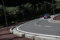 一部グレードを除いて、新型「A5」シリーズには渋滞時運転支援システムの「トラフィックジャムアシスト」が標準装備される。前走車への追従と車線維持を自動で行うほか、車速が65km/h以下のときには、発進と停止も自動化される。