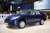 「プジョー207セダン」