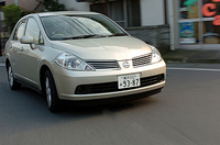 日産ティーダラティオ15M（CVT）【ブリーフテスト】の画像