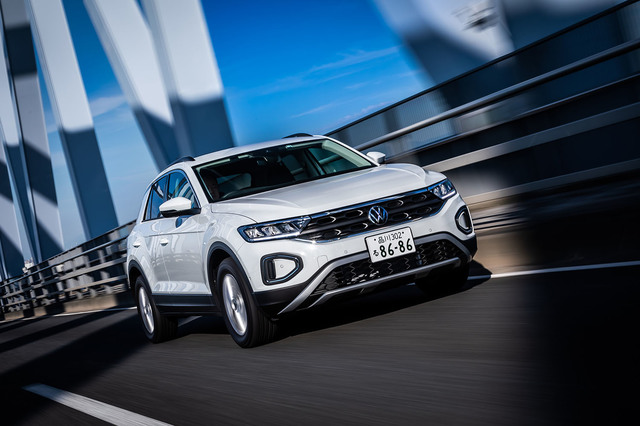 フォルクスワーゲン　TーROC サスペンション フォルクスワーゲン 車高調 T-ROC TROC A11 18+ サスペンション