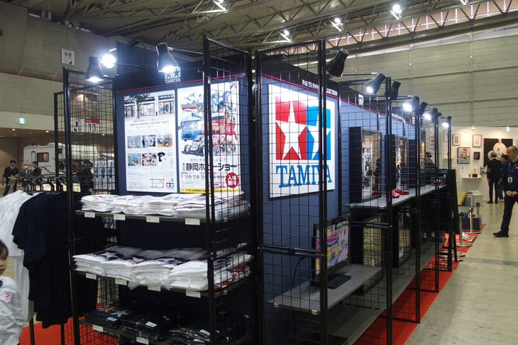 「オートモビル カウンシル2025」のタミヤブースの様子。