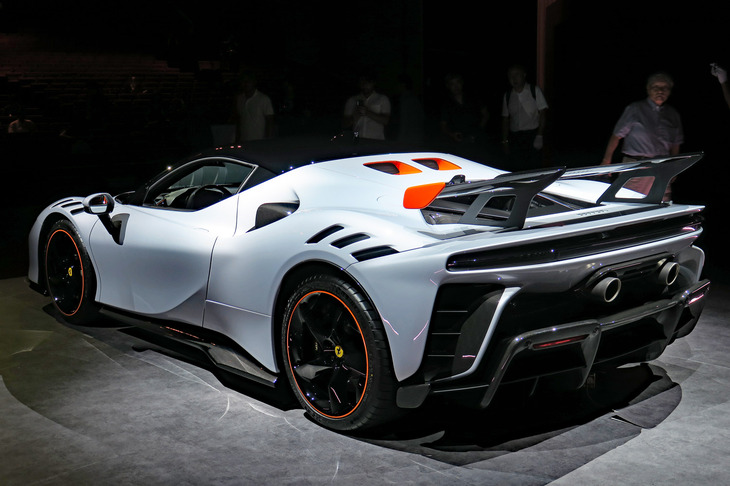 フェラーリSF90 XXストラダーレ（エクステリア）