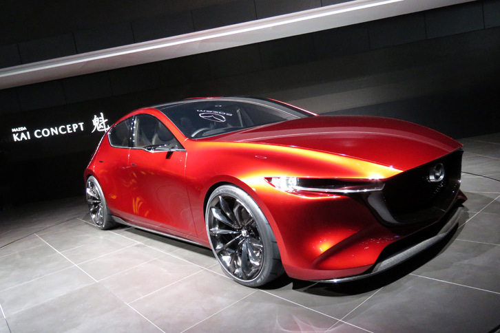 「マツダ魁コンセプト」