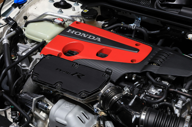 ホンダ・シビック タイプR（2リッター直4直噴ターボエンジン）