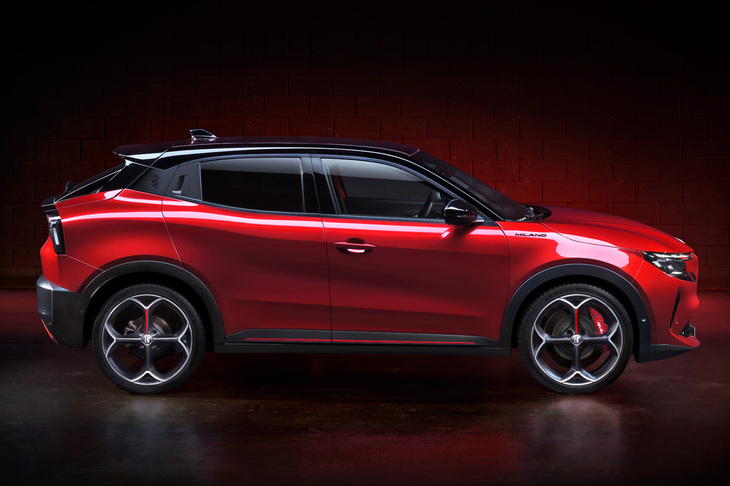 アルファ・ロメオ・ミラノ（サイド）