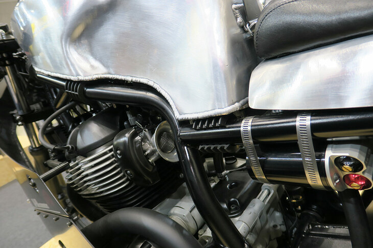 ロイヤルエンフィールド-改