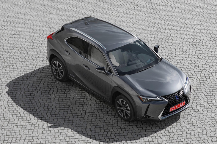 レクサスUX250hプロトタイプ（FF）