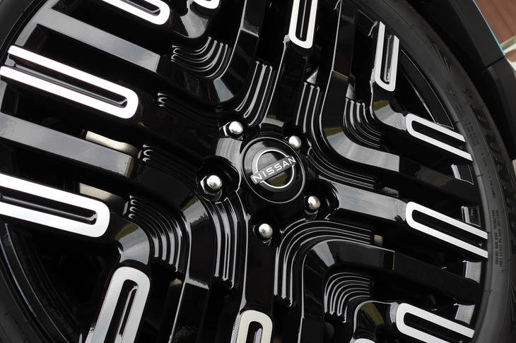 日産リーフB7 G（ホイール）