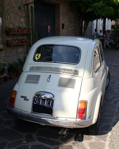 フェラーリのプランシングホースはイタリア人にとって永遠のステッカーチューン。